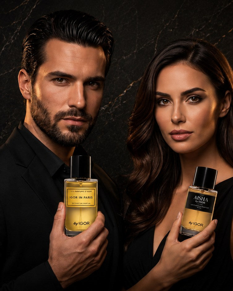 D'Igor Parfums – Paar mit Igor in Paris und Aïsha vor Marmorwand